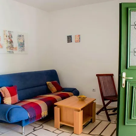 Apartman Prizemlje Appartement *