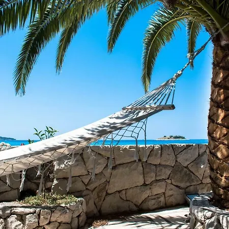 Apartman Prizemlje Rogoznica (Sibenik-Knin)