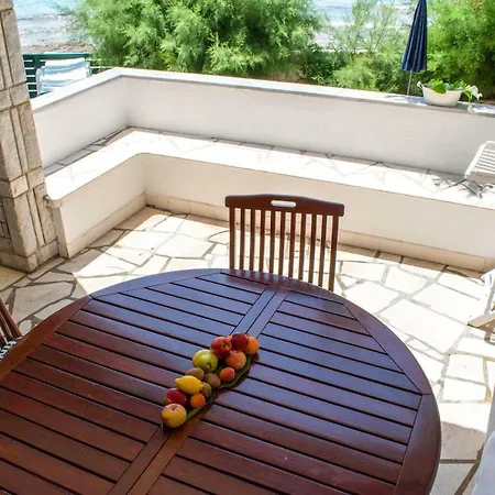 Appartement Apartman Prizemlje