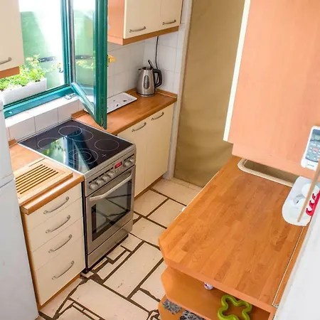 Apartman Prizemlje Appartement *